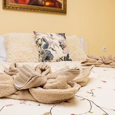 The Purple 1Bd Apartment In Plovdiv * プロヴディフ