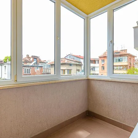 The Purple 1Bd Apartment In Plovdiv * Пловдив